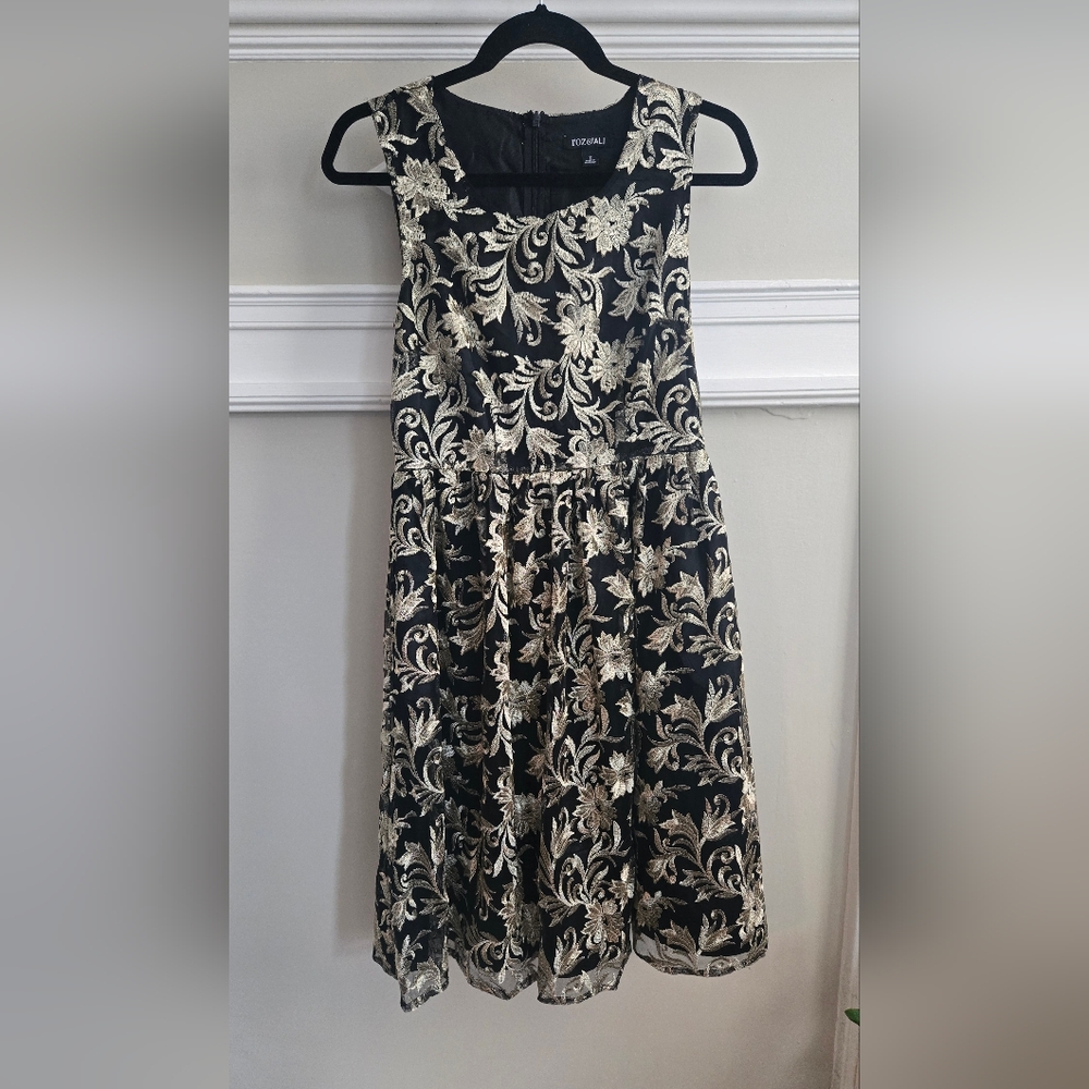 Roz & Ali Cocktail Dress Size 2